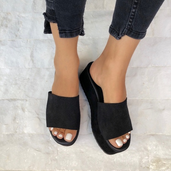 Black Suede Leather Platform Slide Sandal Size 9/EU 40 - Picture 2 of 3
